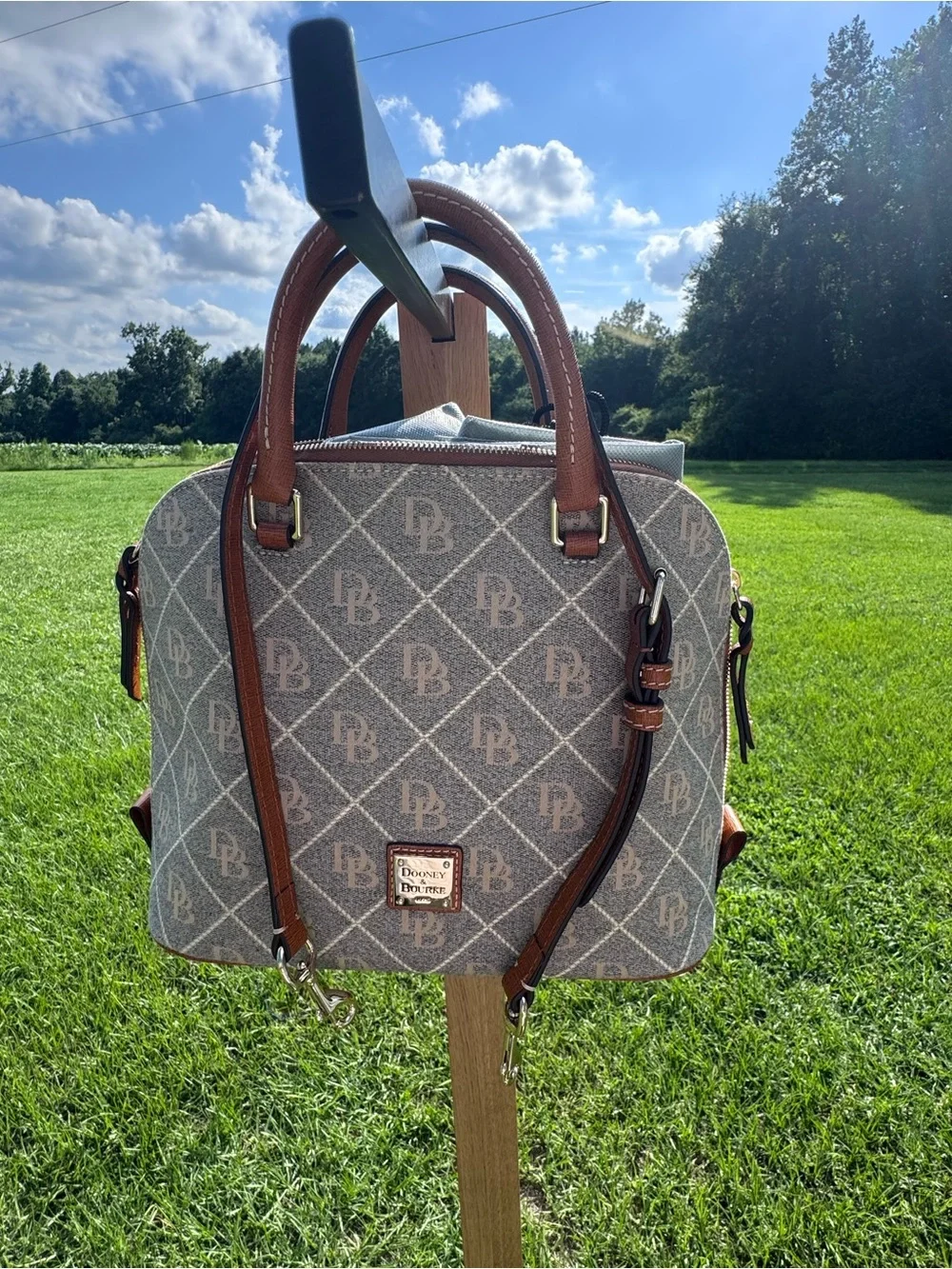 Ladies Dooney & Bourke Dome Gretta Signature Satchel Purse
